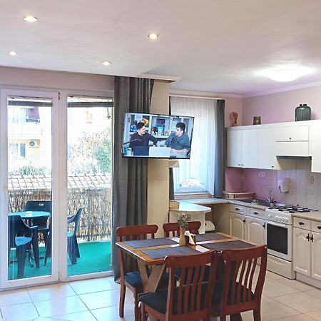 Balcony Apartman Szeged Bagian luar foto